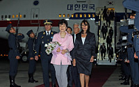 [포토] 페루 리마 도착한 박근혜 대통령