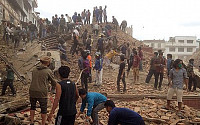 [네팔 대지진]구글 고위임원, 네팔지진 때 사망…동행한 직원 3명은 무사