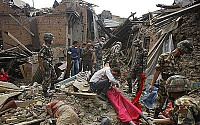 [네팔 대지진] 러시아, 구조대 태운 수송기 2대 급파…파견인원 90여명