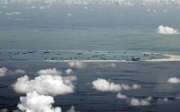 미국, 남중국해에 정찰기·군함 배치 고려…중국과 정면 대립하나