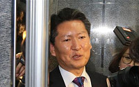 [뉴스메이커]새정치연합 정청래 의원, 피아 구분없이 독설…사면초가 빠진 ‘저격수’