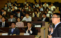 [포토]2015 대한민국 CSR 국제컨퍼런스, '발표하는 펑지라이 중국 신타오 수석연구원'