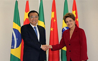 중국 리커창, 브라질에 58조 선물 보따리 풀어