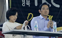[포토] 잠실 찾은 이재용·홍라희…삼성-두산전 관람