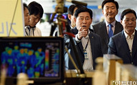 [포토]메르스관련 인천공항 찾은 최경환 국무총리 직무대행