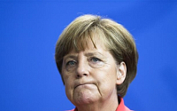 ‘EU 정상회의 취소’ 그리스협상 혼란 속 프랑스-독일 갈등 고조