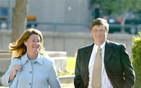 빌 게이츠 부부, ‘세계에서 가장 돈 많은 커플’ 1위...저커버그 부부는 9위