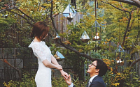 배용준 박수진 비공개 결혼식 포착, 서로 포옹하며 '토닥토닥'·미소도 '활짝'