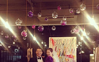 김새롬 이찬오 결혼식 사진 공개, 소박해도 ‘함박웃음’… 결혼식은 어디서?