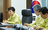 [北 대남 포격] 박 대통령, NSC상임위 첫 주재…北도발 단호대응 지시