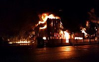 [포토] 평택 폴리우레탄 공장서 불... 치솟는 불길