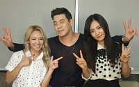 마리텔 박지우, 소녀시대와 '의자왕' 인증샷 화제