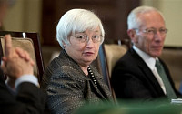 ‘FOMC D-5’ 미 금리인상 시점 안갯속…연준 신뢰 짊어진 옐런, 취임 이래 최대 고비