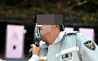 경찰 사격장 군기 엉망, 서로 총 겨누고 장난… 네티즌 “저러니 사고 나지” 질타