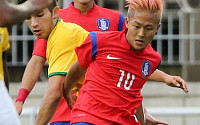 [수원컵] 한국, 브라질에 0-1로 전반 마무리…이승우, 집중 수비에 무득점