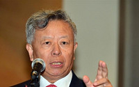 [포토] 강연하는 진리췬 AIIB 총재 지명자