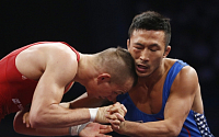 한국 레슬링, 세계선수권 은메달 1개…류한수, 유일한 메달리스트