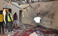 나이지리아 이슬람 사원 두 곳서 자살폭탄테러 발생…최소 55명 사망ㆍ100여명 부상