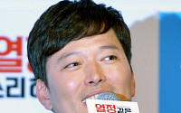 [포토]정재영 '신문사 연예부 진격의 부장~'