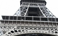 [프랑스 파리 테러] 에펠탑·루브르 등 유명 관광지 16일 재개장