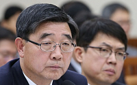 이기권 장관 “서울시장 토론 거부, 황당하고 섭섭하다”