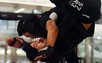 [포토] 김동현 '메다꽂아주마' ( ‘UFC 파이트나이트 서울’ 공개훈련)