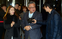 [포토] 고동진 삼성전자 무선사업부 신임사장, '삼성 수요 사장단 회의 참석'