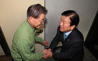 [포토] 문재인 자택 찾은 박병석 의원