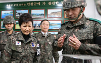 [포토] 연천 전방부대 방문한 박대통령