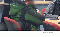 [카드뉴스] 1호선 종각역 흉기난동 男 검거… 범행 동기는?