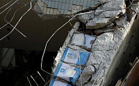 [포토] 대만 지진 참사, 건물 벽 콘크리트 대신 채워진 빈 깡통