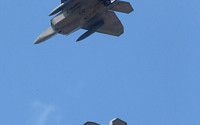 [포토]세계최강 미 전략무기 F-22(랩터) 한반도 전개