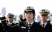 SK회장 딸 최민정 중위, NLL지키는 해군2함대사령부 배치
