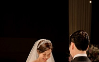 김하늘 결혼식 사진 공개…하늘하늘한 여신 자태 &quot;사람이야 인형이야&quot;