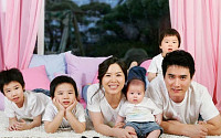 김지선, 가족사진 통해 4남매 공개