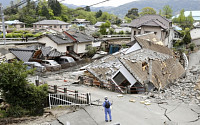 일본 구마모토현 지진 사망자 34명으로 늘어…부상자도 3100명 넘어 &quot;추가 피해 우려도&quot;