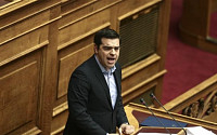 그리스 의회, 3차 구제금융 위한 개혁안 통과…곳곳에서는 시위