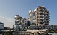 [우리회사 최고시공물] ⑤GS건설, 응텡퐁 병원·빌딩형 차량기지… 싱가포르 건축사에 ‘한 획’