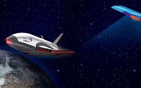 인도, 저가형 우주왕복선 개발 박차…머스크·베조스에 도전장