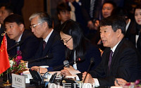 [포토] 모두발언하는 쉬 샤오스 중국 국가발전개혁위원회 주임