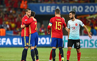 [유로2016] 스페인, 터키 3-0 꺾고 16강행 확정…모라타ㆍ놀리토ㆍ알바, 득점포 가동