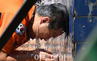 [일기예보] 오늘 날씨, '서울 낮 35도' 찜통더위…남부내륙·제주도에 소나기 &quot;미세먼지 '보통'&quot;