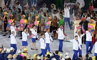 [리우올림픽] 개막식 북한, 역도 최전위 앞세워 질서 있게 입장