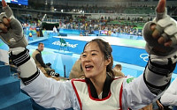 [리우올림픽] '금빛 발차기‘, 오혜리 태권도서 두 번째 금메달
