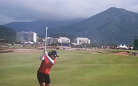 [올림픽 골프]박인비, 최종일 5번홀까지 2위와 5타차...금빛 성큼