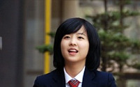 박보영, 사기 무혐의… 소속사 분쟁 계속