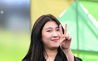 [BZ포토] 백예린, 깨물어주고 싶은 깜찍함