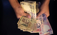 ‘부패와의 전쟁’ 인도 화폐 개혁…500·1000루피 지폐 없어진다