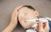“어린이 감기에 항생제 NO”… 질병관리본부 ‘소아 감기 항생제 사용지침’ 마련