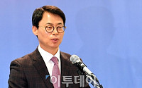 [포토] 브리핑 하는 이규철 대변인
